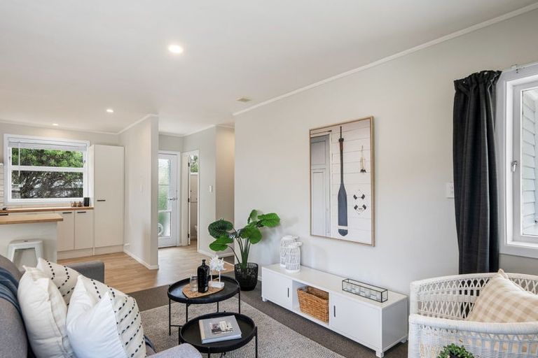 Photo of property in 14 Rangiatea Street, Paraparaumu Beach, Paraparaumu, 5032