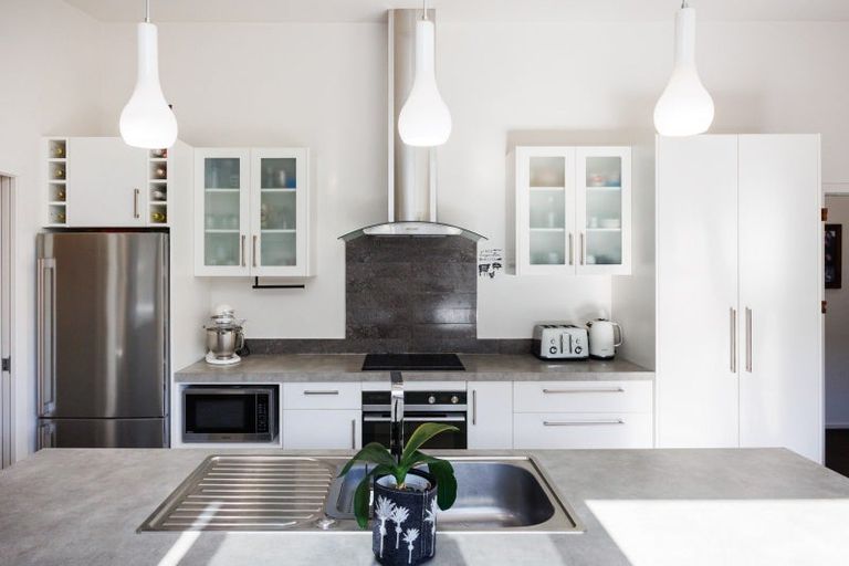 Photo of property in 51 Chestnut Close, Kelvin Grove, Palmerston North, 4414