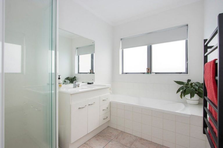 Photo of property in 2 Atlanta Court, Katikati, 3129