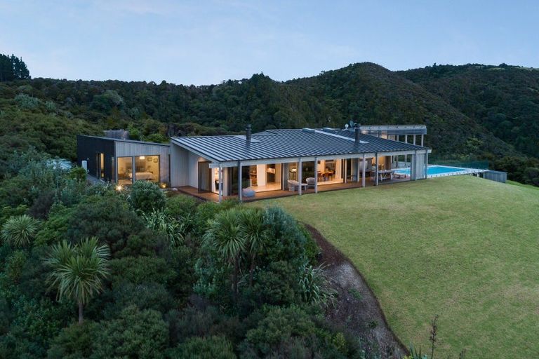 Photo of property in 68 Onekainga Rise, Whananaki, Hikurangi, 0181