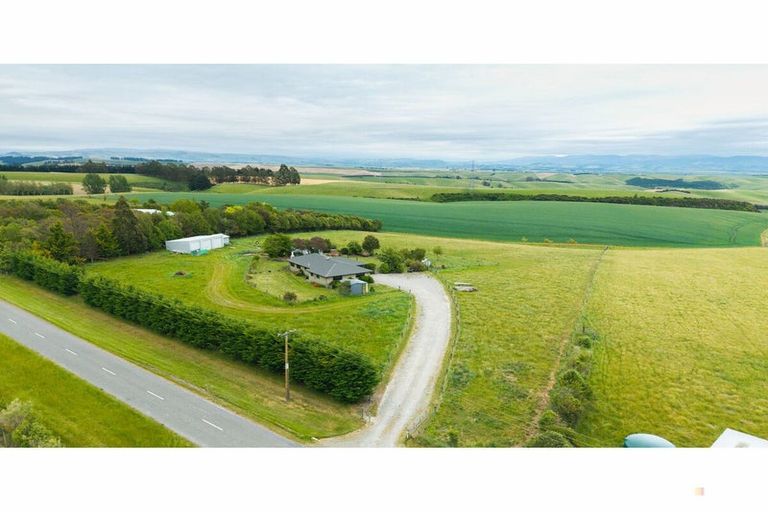 Photo of property in 964 Rolling Ridges Road, Levels Valley, Timaru, 7975