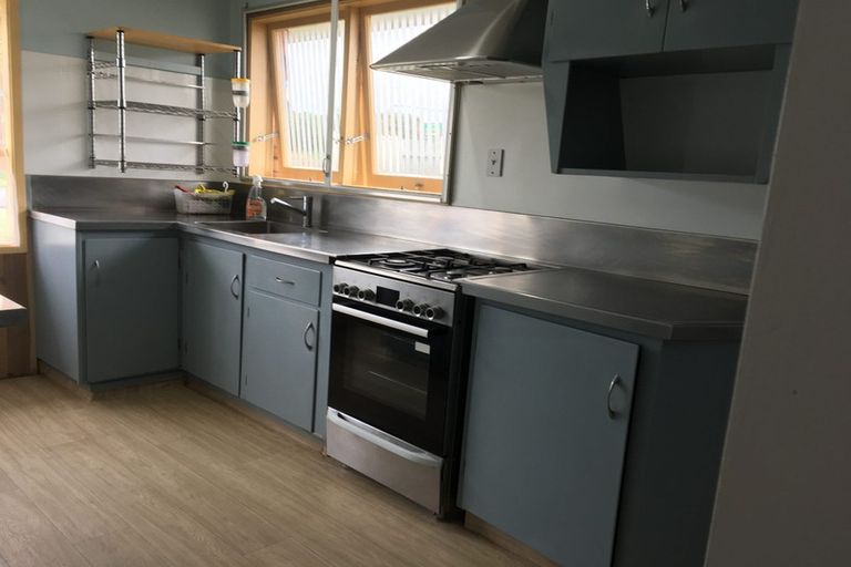 Photo of property in 9 Imrie Avenue, Mangere, Auckland, 2022