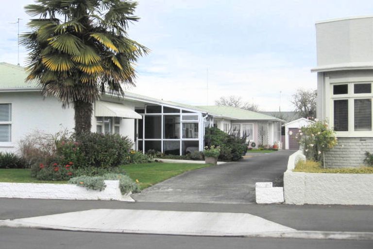 Photo of property in 4/204 Lyndon Road West, Hastings, 4122