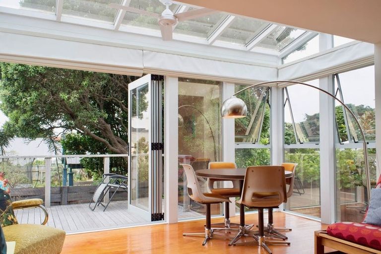 Photo of property in 19f3 Burnham Street, Seatoun, Wellington, 6022