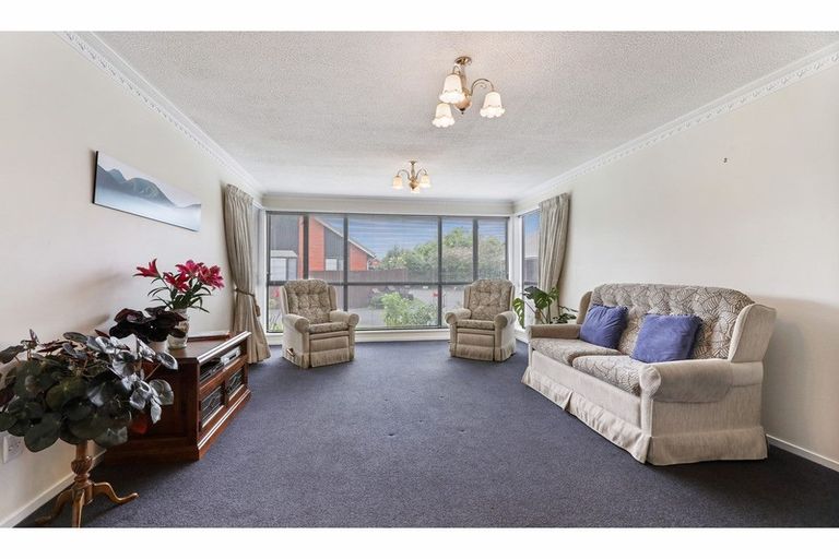 Photo of property in Carmichael Courts, 15/14 Wharenui Road, Upper Riccarton, Christchurch, 8041