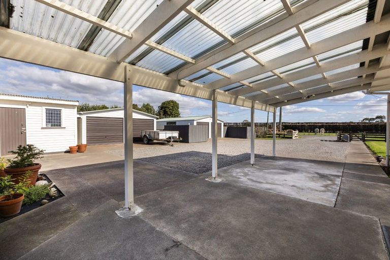 Photo of property in 19 Waipureku Street, Clive, 4102