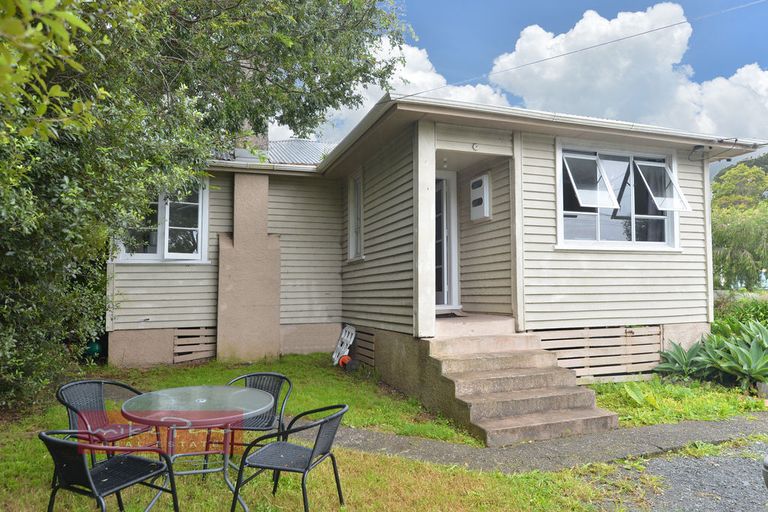 Photo of property in 11 Pukemiro Road, Te Kamo, Whangarei, 0112