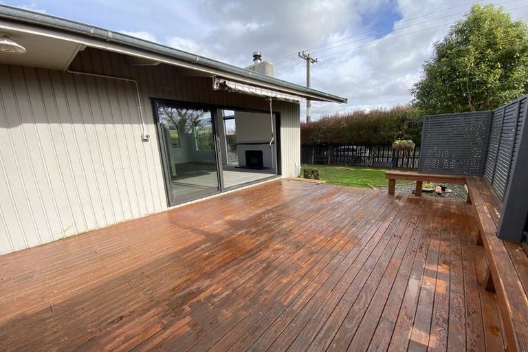 Photo of property in 2a Lipscombe Crescent, Havelock North, 4130