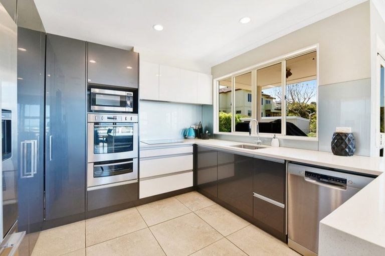 Photo of property in 56 Waldorf Crescent, Orewa, 0931