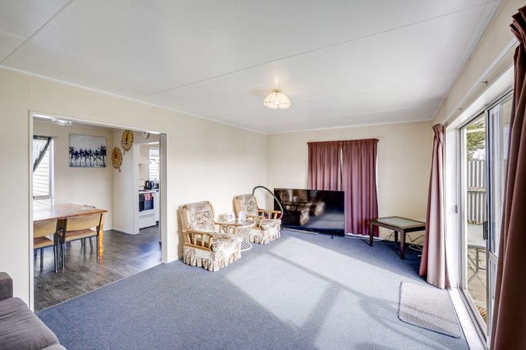 Photo of property in 2a Trinity Crescent, Pirimai, Napier, 4112