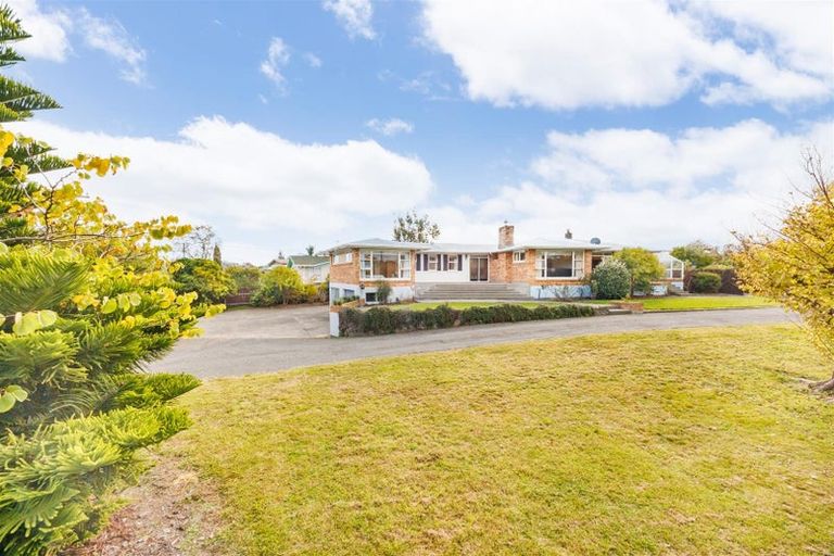 Photo of property in 197 Bridge Street, Bulls, 4818