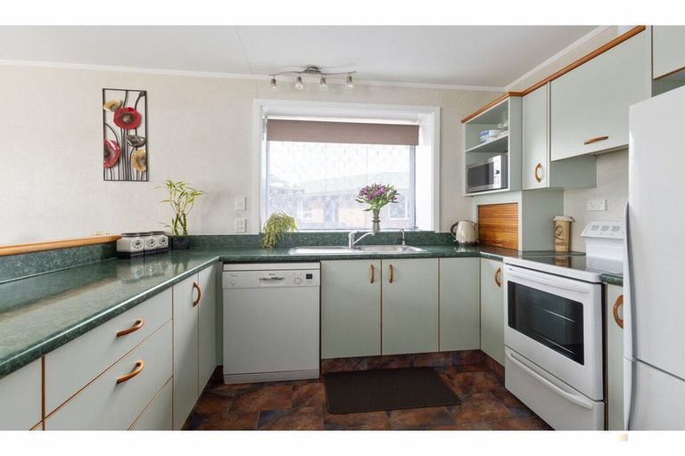 Photo of property in 13 Balmoral Street, Marchwiel, Timaru, 7910