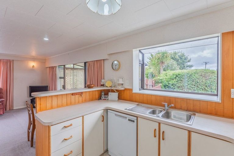Photo of property in 2 Iti Street, Otaki, 5512