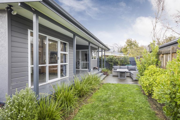Photo of property in 8 Ngaio Street, West End, Palmerston North, 4412