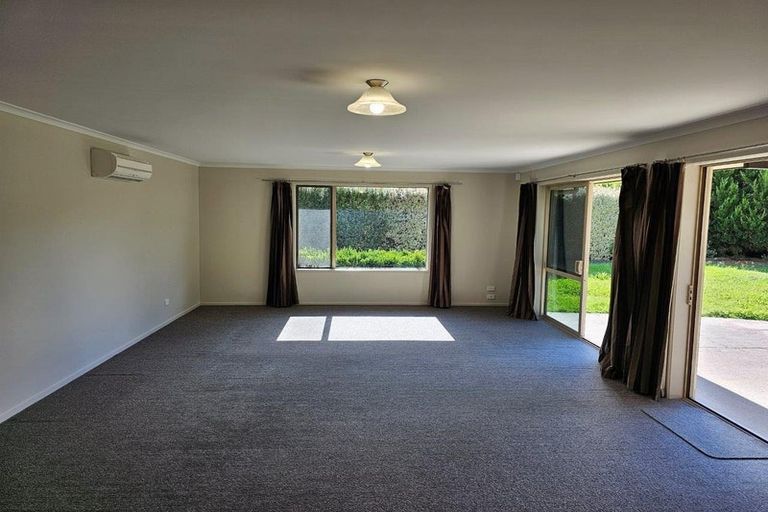 Photo of property in 85 Saint James Drive, Huntington, Hamilton, 3210