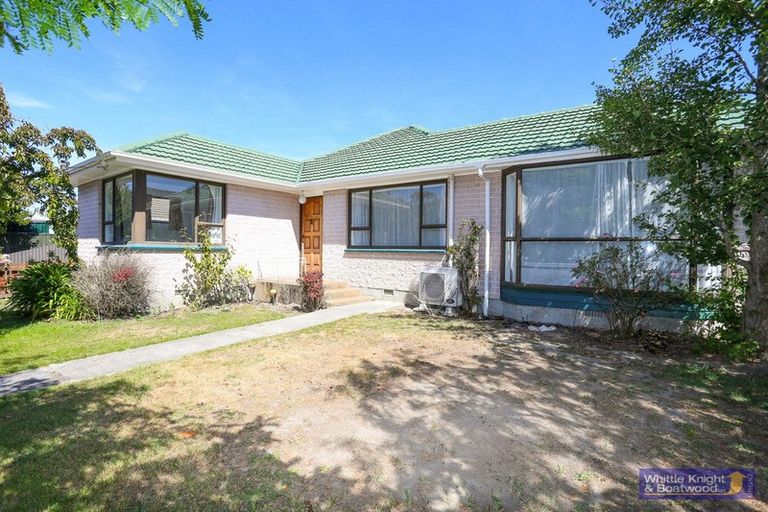 Photo of property in 61 Bentley Street, Russley, Christchurch, 8042