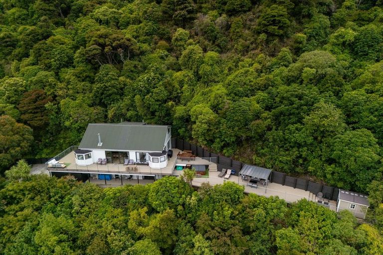 Photo of property in 79 Tikao Bay Road, Wainui, French Farm, 7582