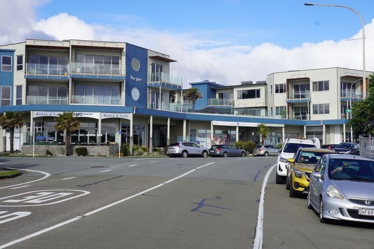 Photo of property in 4-u26 Seaview Road, Paraparaumu Beach, Paraparaumu, 5032