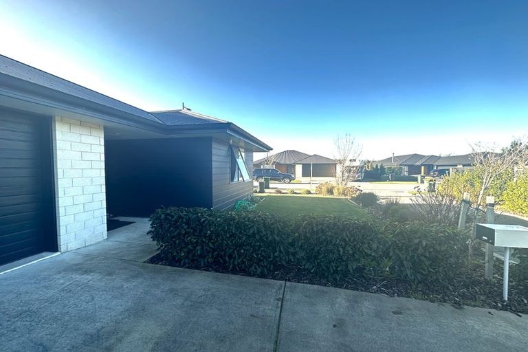 Photo of property in 2 Pippa Lane, Rolleston, 7614