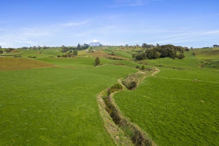 Photo of property in 1234 Richmond Road, Everett Park, Inglewood, 4389