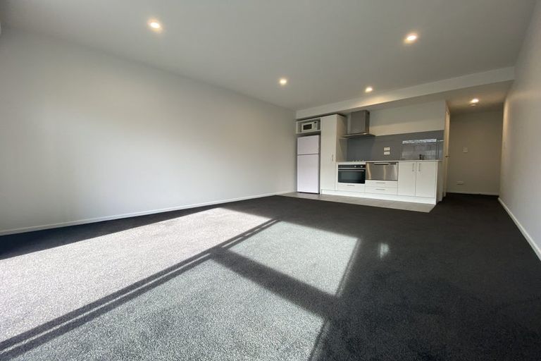 Photo of property in 3/33 Wyon Street, Linwood, Christchurch, 8062