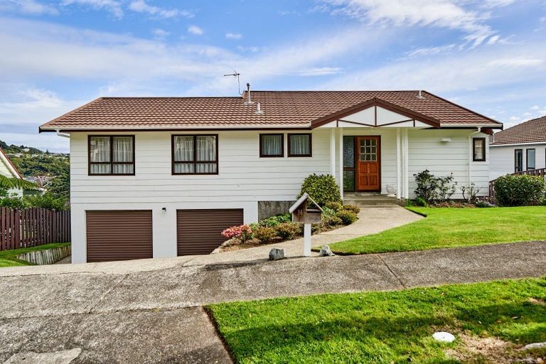 Photo of property in 36 Mercury Way, Whitby, Porirua, 5024