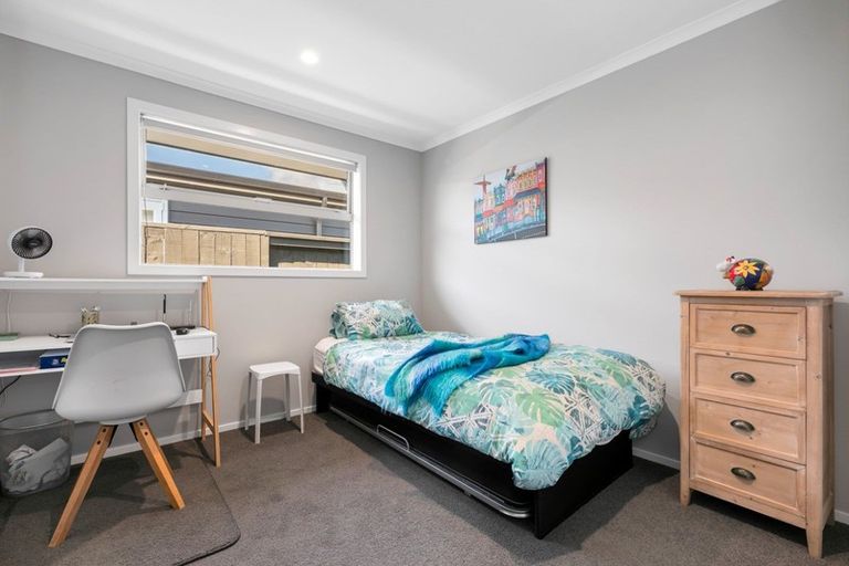 Photo of property in 34 Awatira Drive, Papamoa Beach, Papamoa, 3118