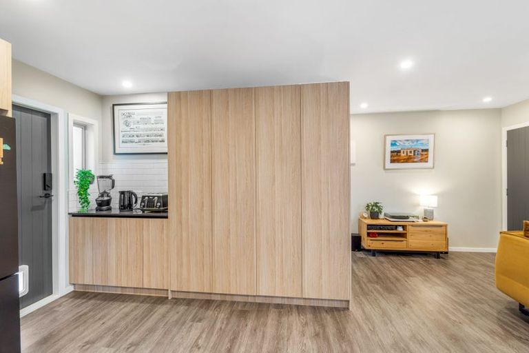 Photo of property in 2/321 Triangle Road, Massey, Auckland, 0614