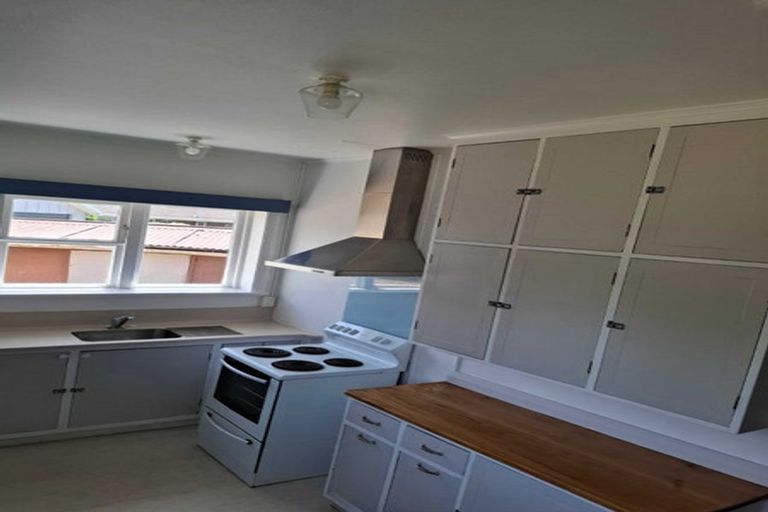 Photo of property in 9a Rowe Place, Burwood, Christchurch, 8061