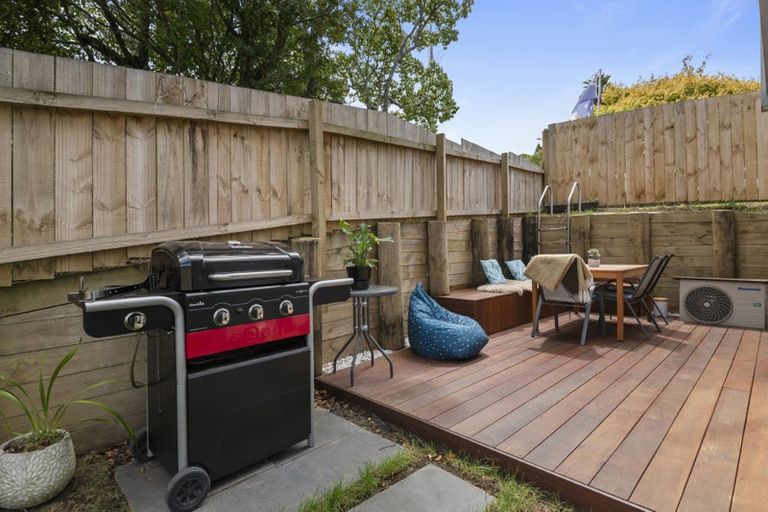 Photo of property in 132a Stapleford Crescent, Browns Bay, Auckland, 0630