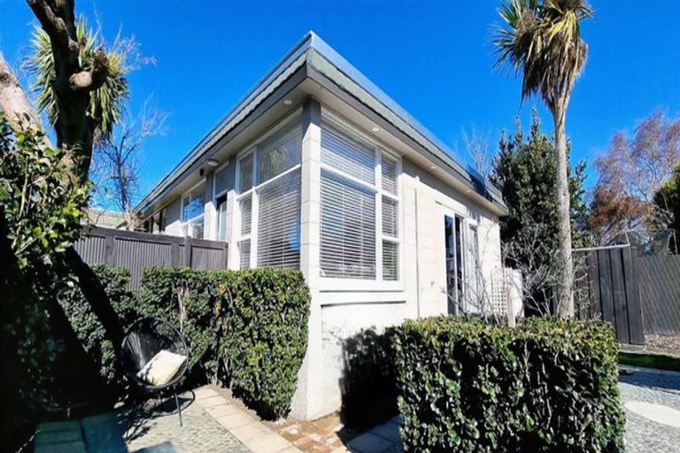 Photo of property in 5/57 Dover Street, St Albans, Christchurch, 8014