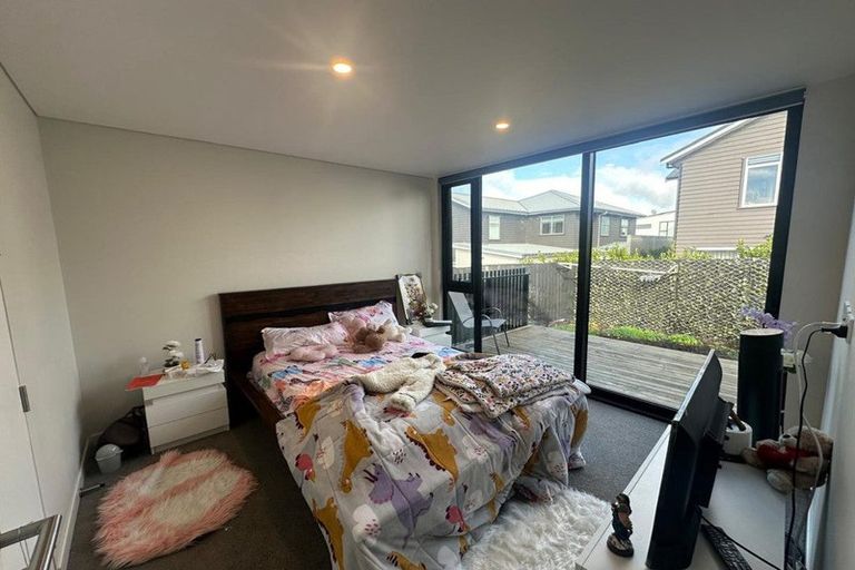 Photo of property in 9 Nugget Avenue, Hobsonville, Auckland, 0616