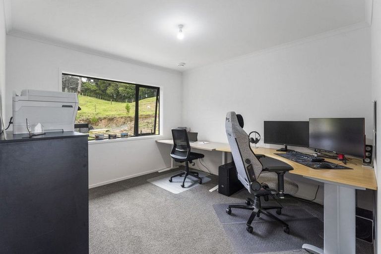 Photo of property in 130 Hurworth Road, Hurworth, New Plymouth, 4371