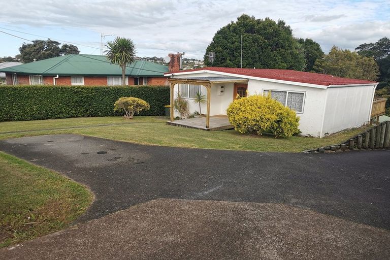 Photo of property in 15 Fordham Street, Beach Haven, Auckland, 0626