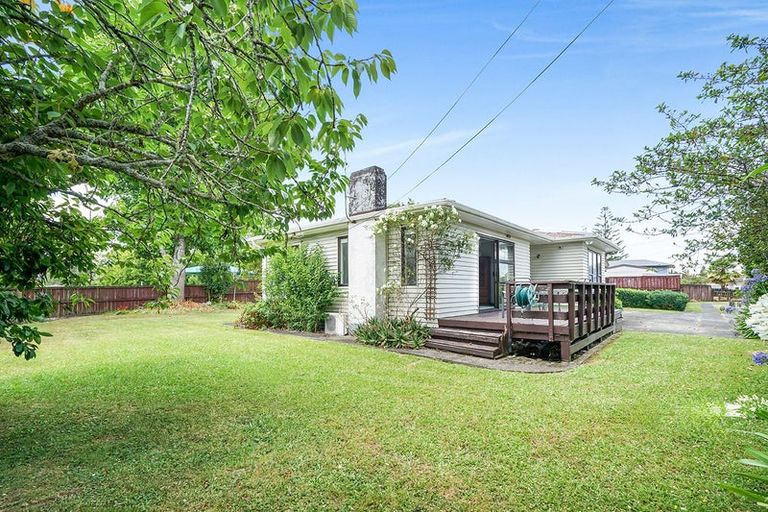 Photo of property in 37 Pollen Crescent, Melville, Hamilton, 3206