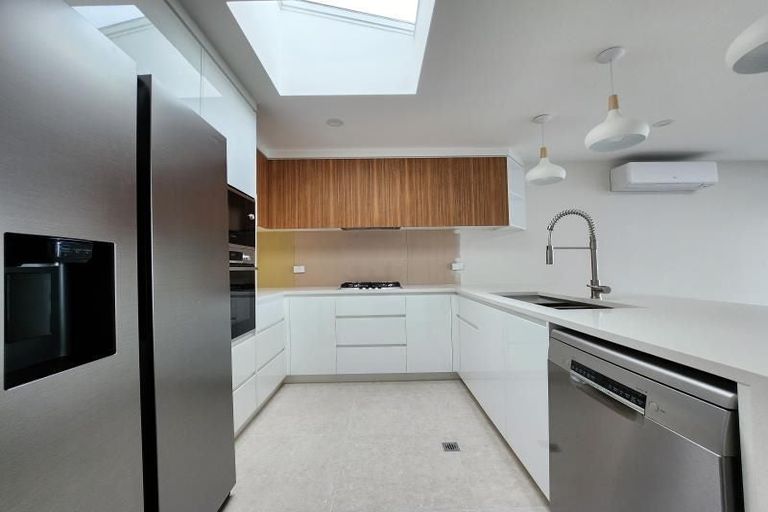 Photo of property in 148u8 Evans Bay Parade, Roseneath, Wellington, 6021