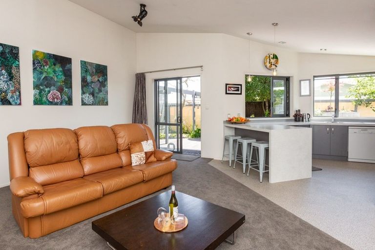 Photo of property in 6a Kauri Street, Taradale, Napier, 4112