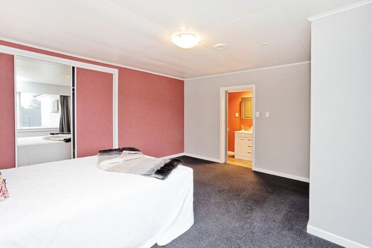 Photo of property in 359 Chelmsford Street, Waverley, Invercargill, 9810