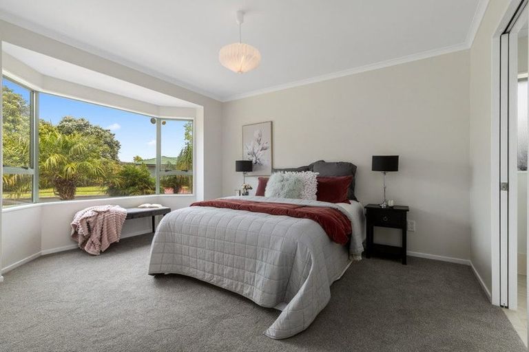 Photo of property in 9 Millington Place, Huntington Park, Auckland, 2013