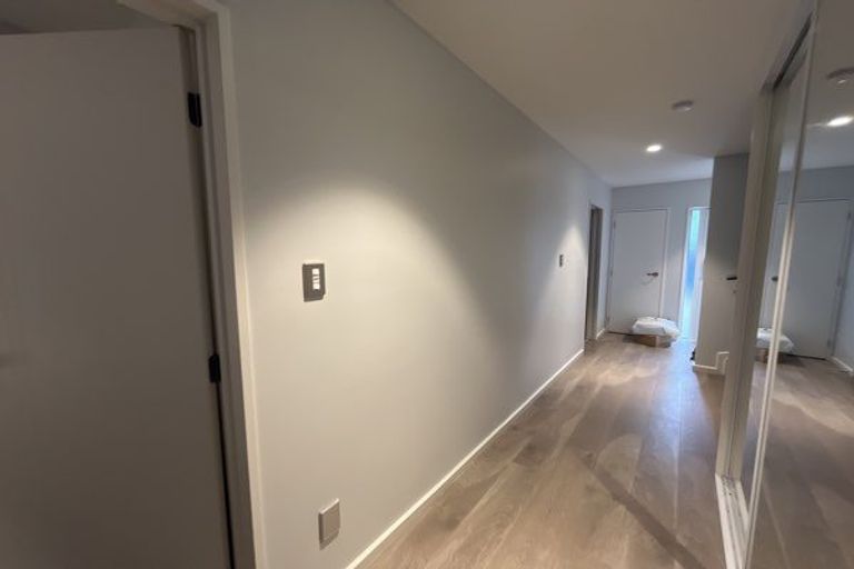 Photo of property in 75 Bordeaux Parade, Te Atatu South, Auckland, 0610