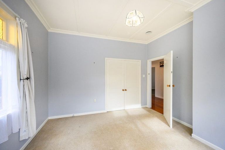 Photo of property in 18 Harris Street, Marton, 4710