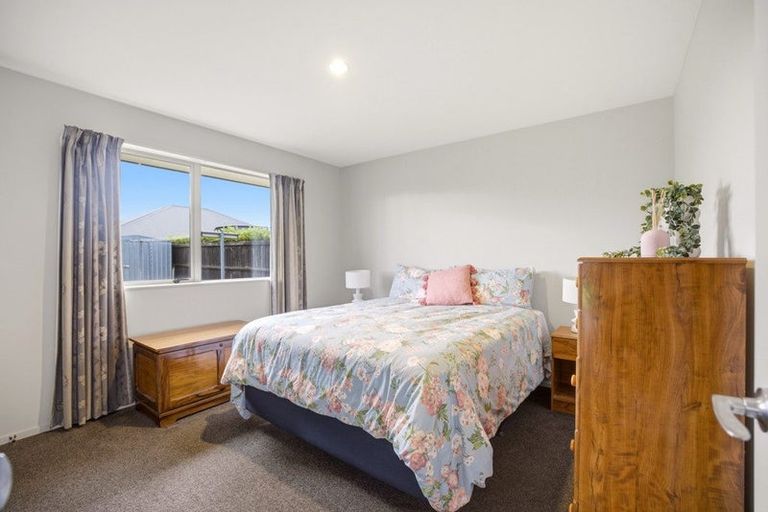 Photo of property in 18 Wyatt Street, Kaiapoi, 7630