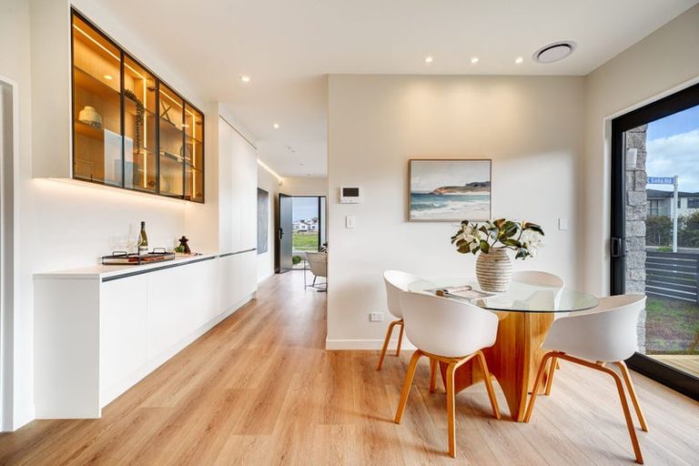Photo of property in 1 Sails Road, Hobsonville, Auckland, 0616