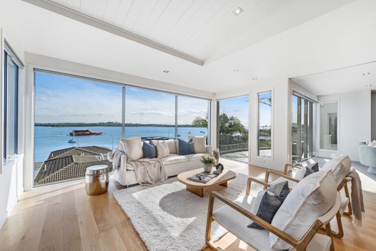 Photo of property in 5a Bucklands Beach Road, Bucklands Beach, Auckland, 2012