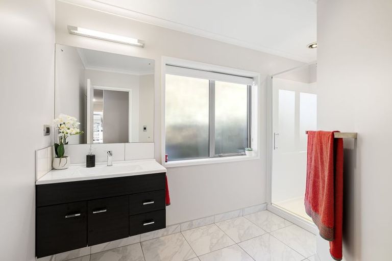 Photo of property in 320 Pages Road, Wainoni, Christchurch, 8061