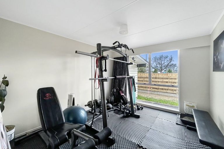 Photo of property in 41 Somerset Crescent, Highbury, Palmerston North, 4412