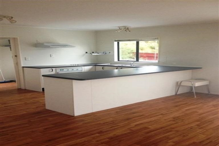 Photo of property in 8a Parsons Glen, Karori, Wellington, 6012