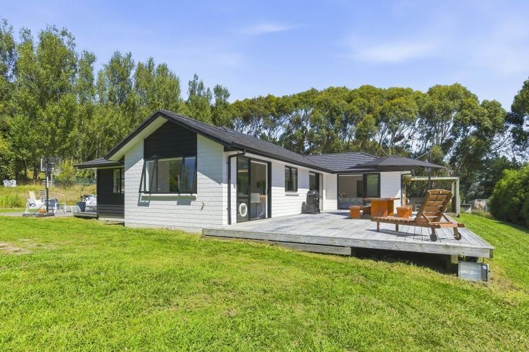 Photo of property in 6 Hadfield Road, Peka Peka, Waikanae, 5391