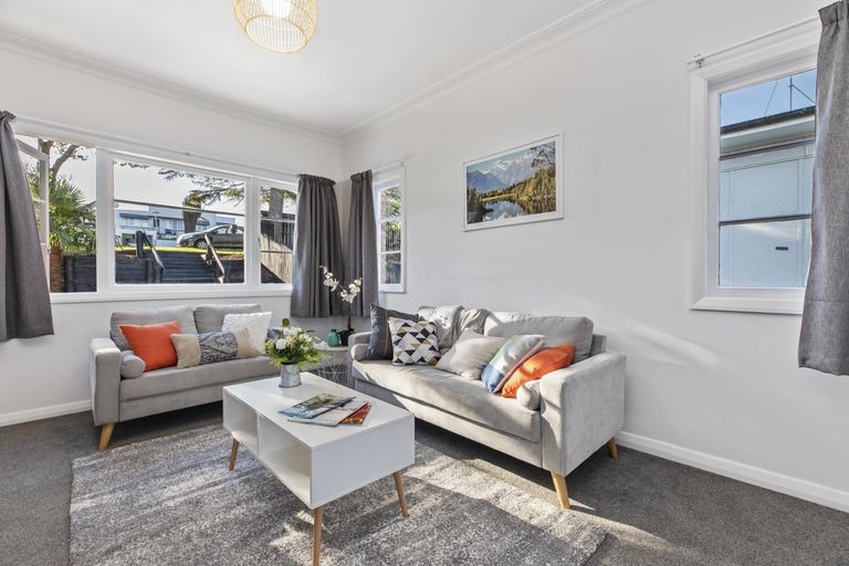 Photo of property in 1/62 Hillcrest Road, Papatoetoe, Auckland, 2025