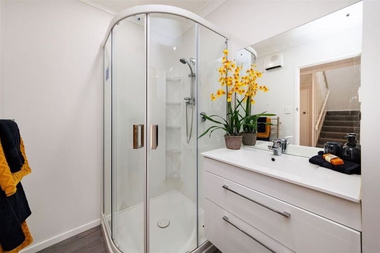 Photo of property in 4b Pirie Street, Palmerston North, 4410